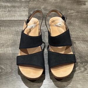 Dansko Tamia Black Textured Nubuck Women's Sandal size 37